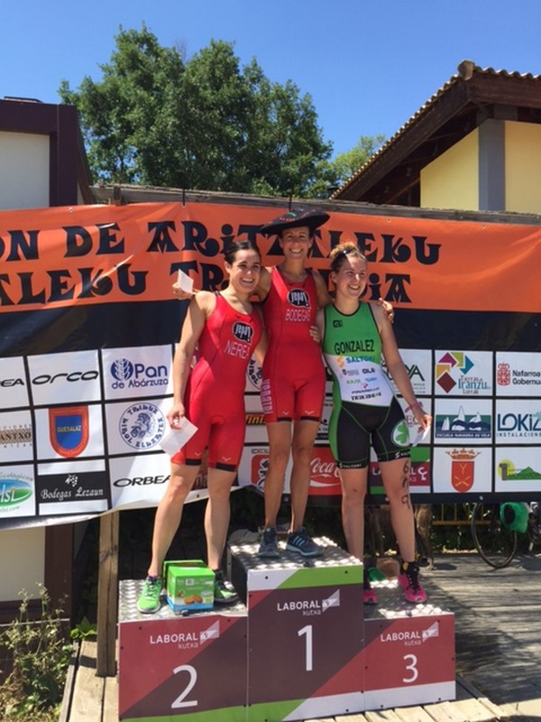 Un magnífico día acompañó a la XIII Edición del Triatlón de Aritzaleku